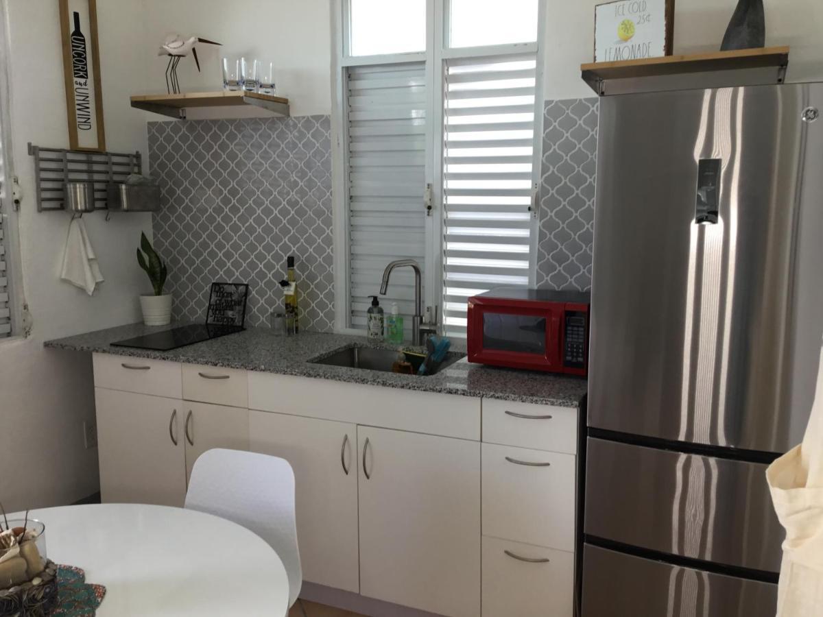 One Bedroom Apt 30 Steps From Prime Beach Generator Parking Included San Juan Kültér fotó